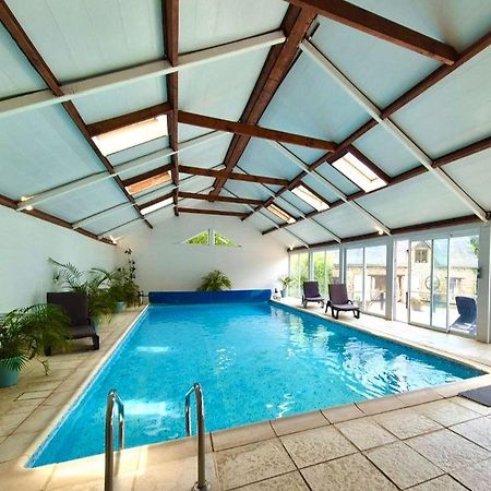 Magnificent 18Th Century, 5 Star Luxury Spa Melleray-la-Vallee ภายนอก รูปภาพ
